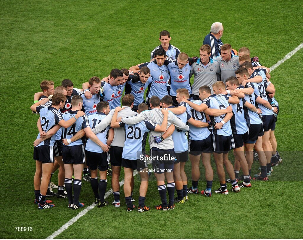 1 September 2013; The Dublin team huddle. GAA Football All-Ireland Senior Championship, Semi-Final, Dublin v Kerry, Croke Park, Dublin. Picture credit: Dáire Brennan / SPORTSFILE