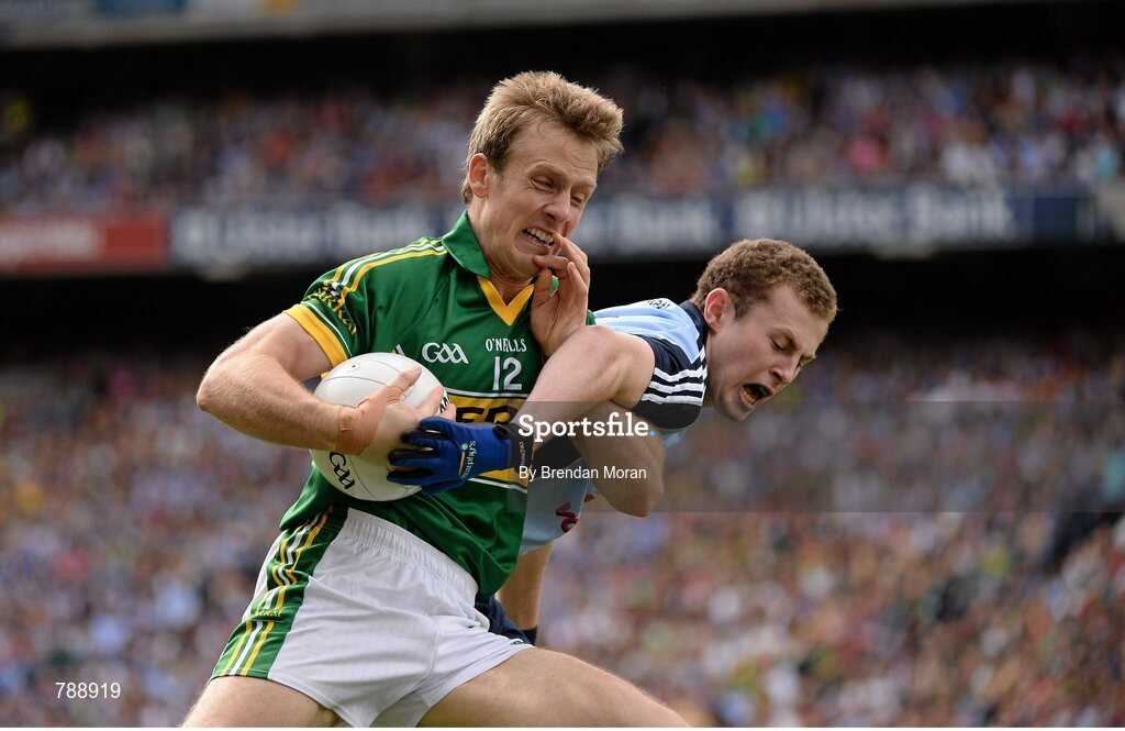 1 September 2013; Donnchadh Walsh, Kerry, in action against Jack McCaffrey, Dublin. GAA Football All-Ireland Senior Championship, Semi-Final, Dublin v Kerry, Croke Park, Dublin. Picture credit: Brendan Moran / SPORTSFILE