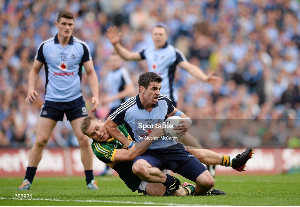 1 September 2013; Michael Darragh Macauley, Dublin, in action against Peter Crowley, Kerry. GAA Football All-Ireland Senior Championship, Semi-Final, Dublin v Kerry, Croke Park, Dublin. Picture credit: Stephen McCarthy / SPORTSFILE