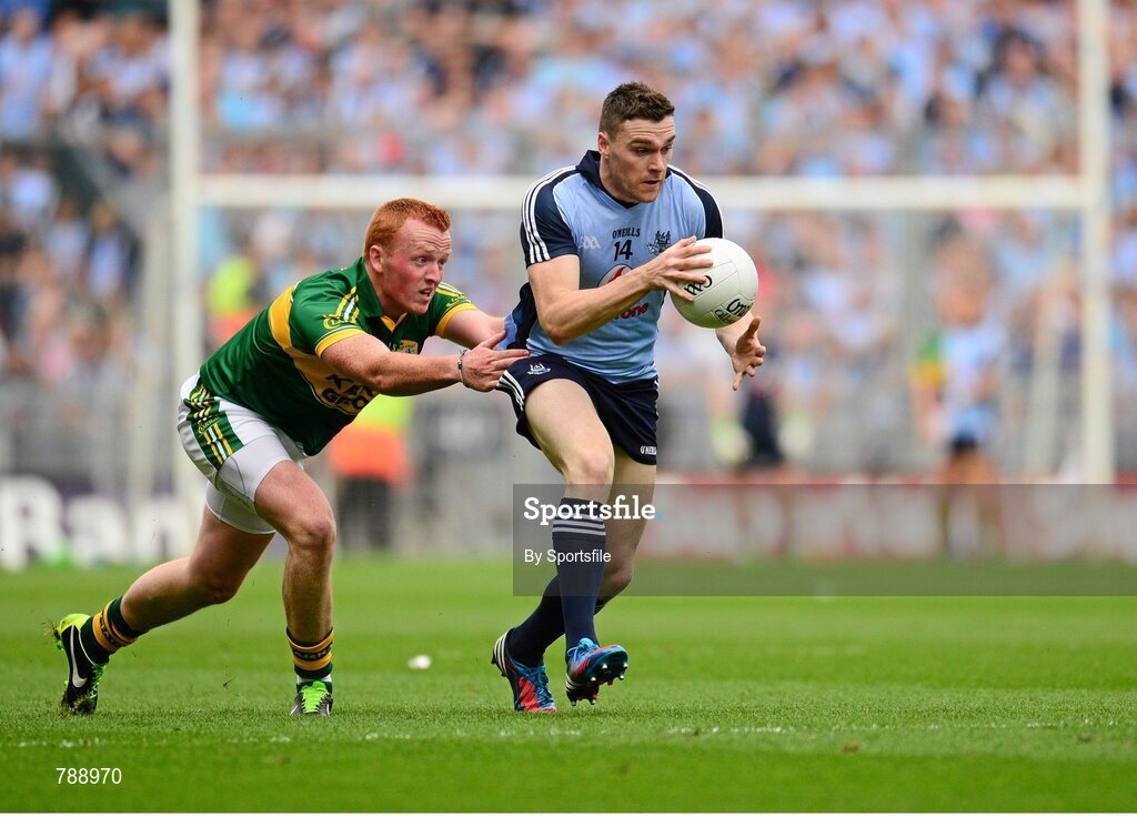 1 September 2013; Paddy Andrews, Dublin, in action against Johnny Buckley, Kerry. GAA Football All-Ireland Senior Championship, Semi-Final, Dublin v Kerry, Croke Park, Dublin. Photo by Sportsfile