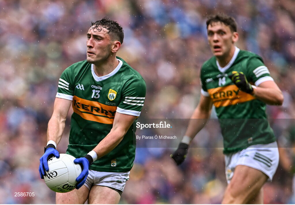 30 July 2023; Paudie Clifford of Kerry, supported by team-mate David Clifford, right, during the GAA Football All-Ireland Senior Championship final match between Dublin and Kerry at Croke Park in Dublin. Photo by Piaras Ó Mídheach/Sportsfile