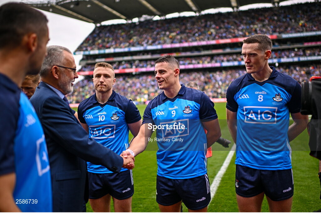 30 July 2023; Uachtarán Chumann Lúthchleas Gael Larry McCarthy with Dublin players Paddy Small, left, Brian Howard, centre, and Brian Fenton before the GAA Football All-Ireland Senior Championship final match between Dublin and Kerry at Croke Park in Dublin. Photo by Ramsey Cardy/Sportsfile