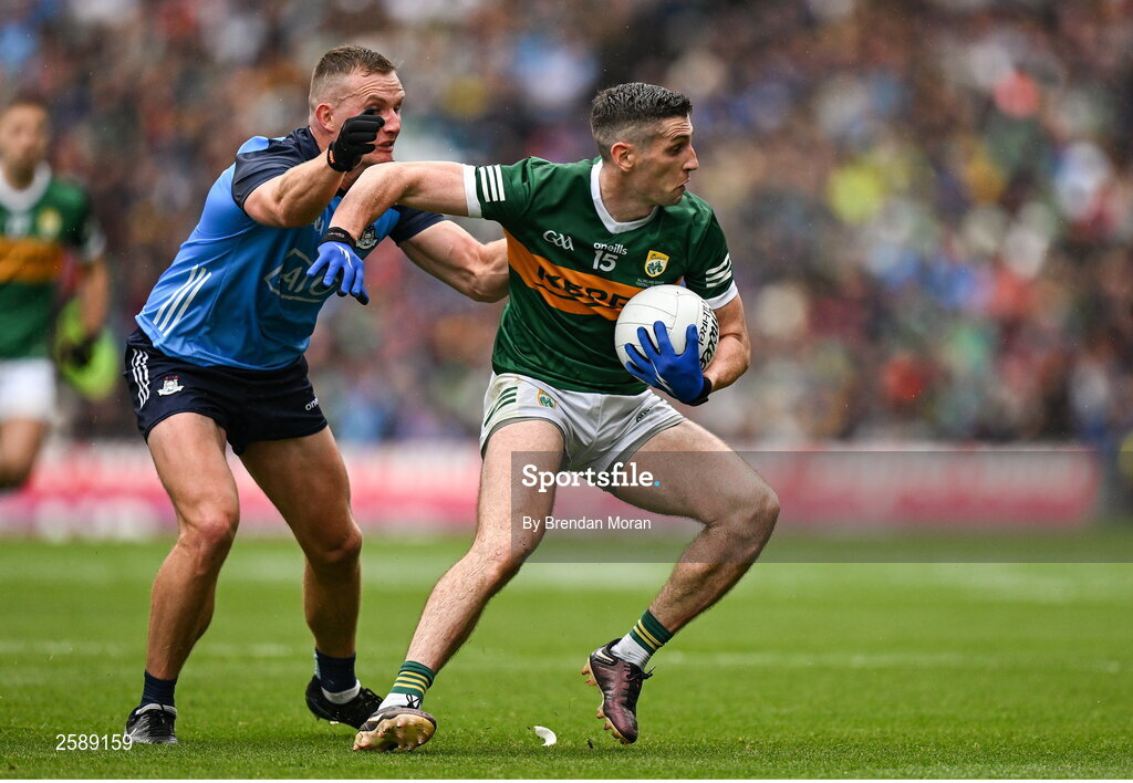 30 July 2023; Paul Geaney of Kerry in action against Ciaran Kilkenny of Dublin during the GAA Football All-Ireland Senior Championship final match between Dublin and Kerry at Croke Park in Dublin. Photo by Brendan Moran/Sportsfile
