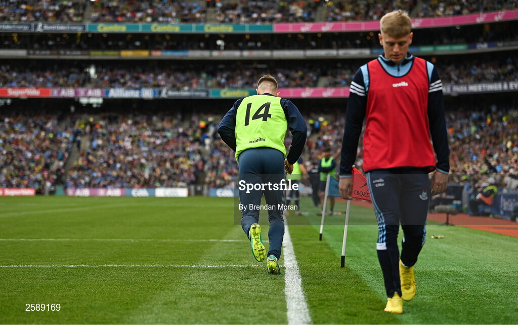 30 July 2023; Tom Lahiff of Dublin warms up on the sideline during the GAA Football All-Ireland Senior Championship final match between Dublin and Kerry at Croke Park in Dublin. Photo by Brendan Moran/Sportsfile