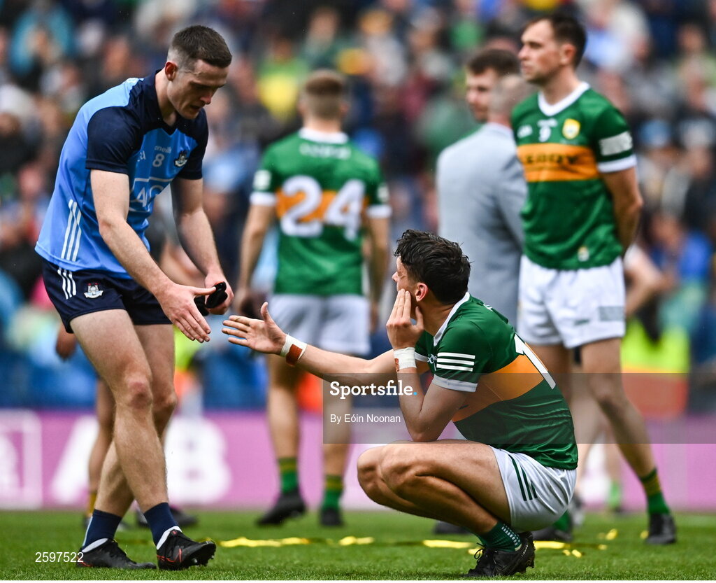 30 July 2023; Brian Fenton of Dublin consoles David Clifford of Kerry after the GAA Football All-Ireland Senior Championship final match between Dublin and Kerry at Croke Park in Dublin. Photo by Eóin Noonan/Sportsfile