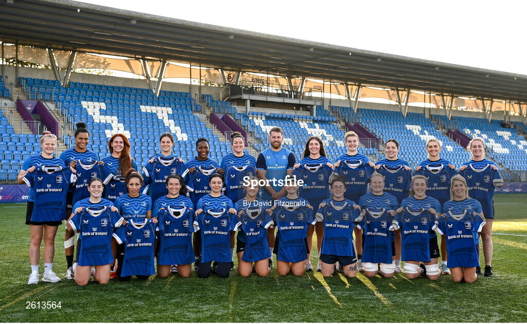 1 September 2023; Contact skills coach Sean O'Brien with the team during a Leinster rugby women's jersey presentation at Energia Park in Dublin. Photo by David Fitzgerald/Sportsfile