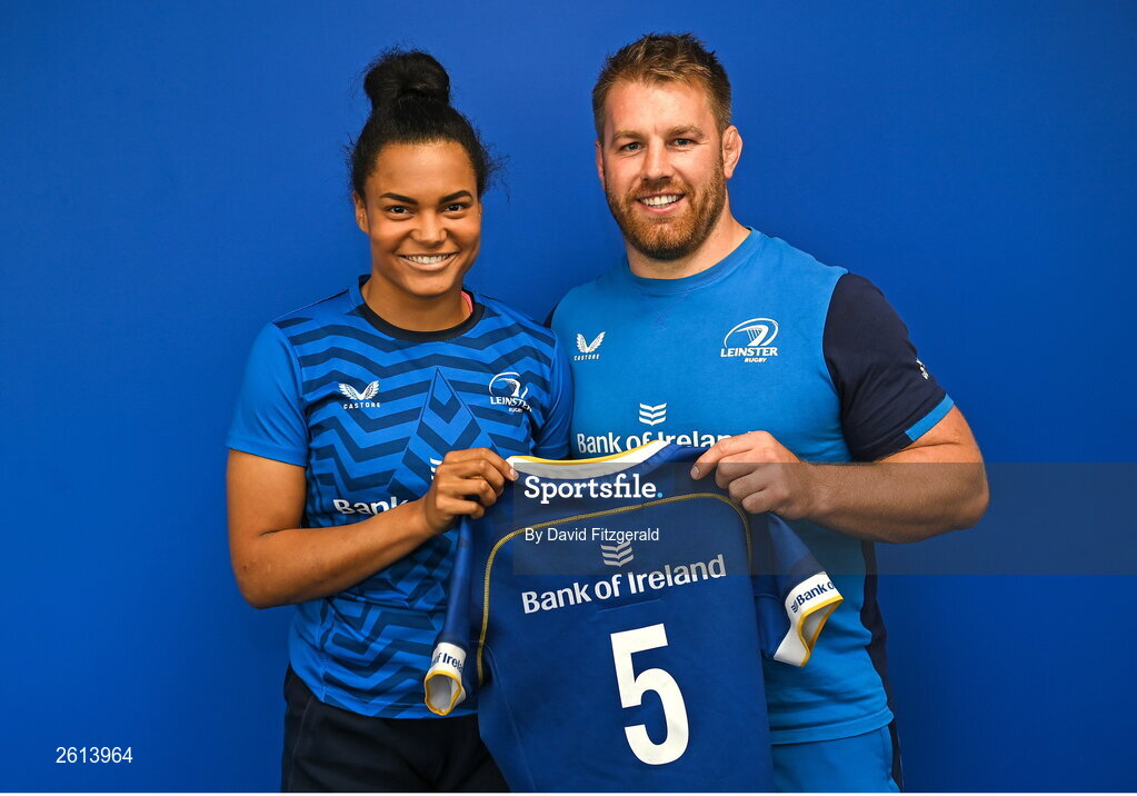 1 September 2023; Eimear Corri with Contact skills coach Sean O'Brien during a Leinster rugby women's jersey presentation at Energia Park in Dublin. Photo by David Fitzgerald/Sportsfile