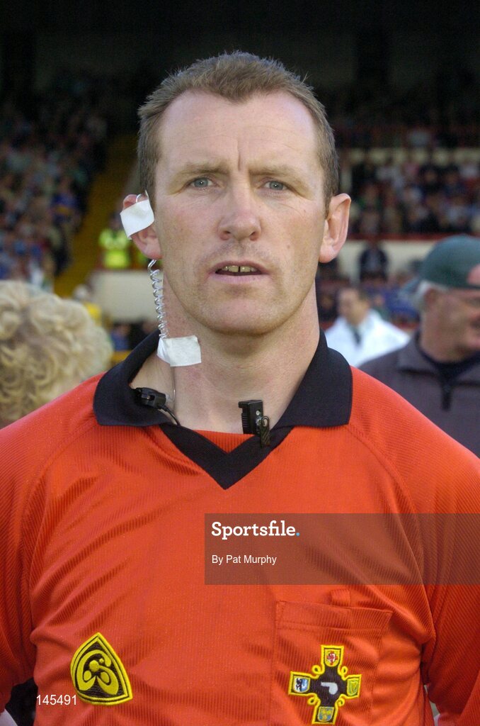 26 June 2004; Anthony Stapleton, Linesman. Guinness Senior Hurling Championship Qualifier, Round 1, Limerick v Tipperary, Gaelic Grounds, Limerick. Picture credit; Pat Murphy / SPORTSFILE