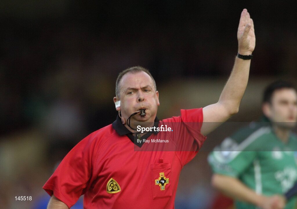 26 June 2004; Aodan MacSuibhne, Referee. Guinness Senior Hurling Championship Qualifier, Round 1, Limerick v Tipperary, Gaelic Grounds, Limerick. Picture credit; Ray McManus / SPORTSFILE