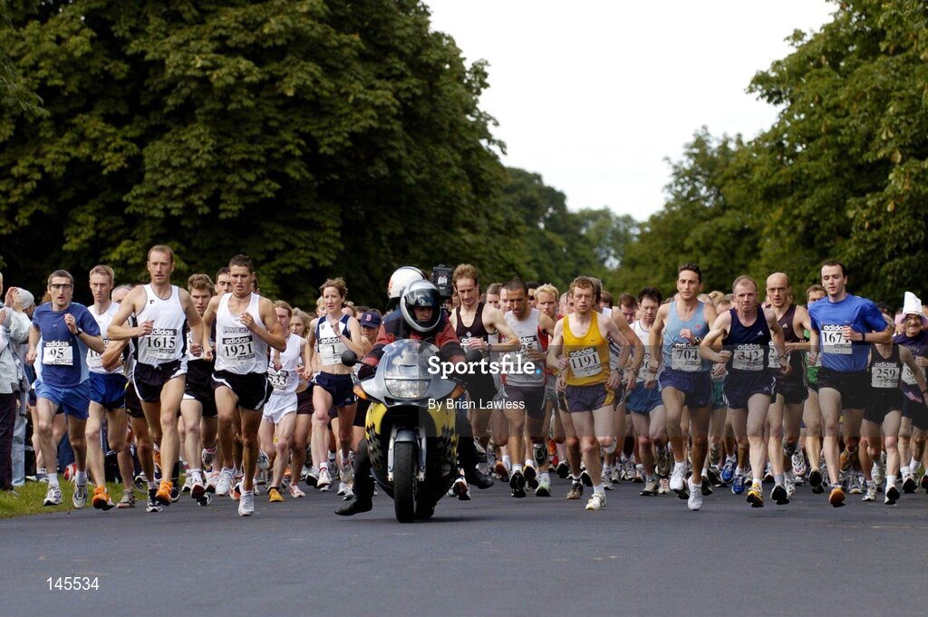4 July 2004; Runners, including Catherina McKiernan (1), at the start of the adidas Irish Runner Challenge, Phoenix Park, Dublin. Picture credit; Brian Lawless / SPORTSFILE