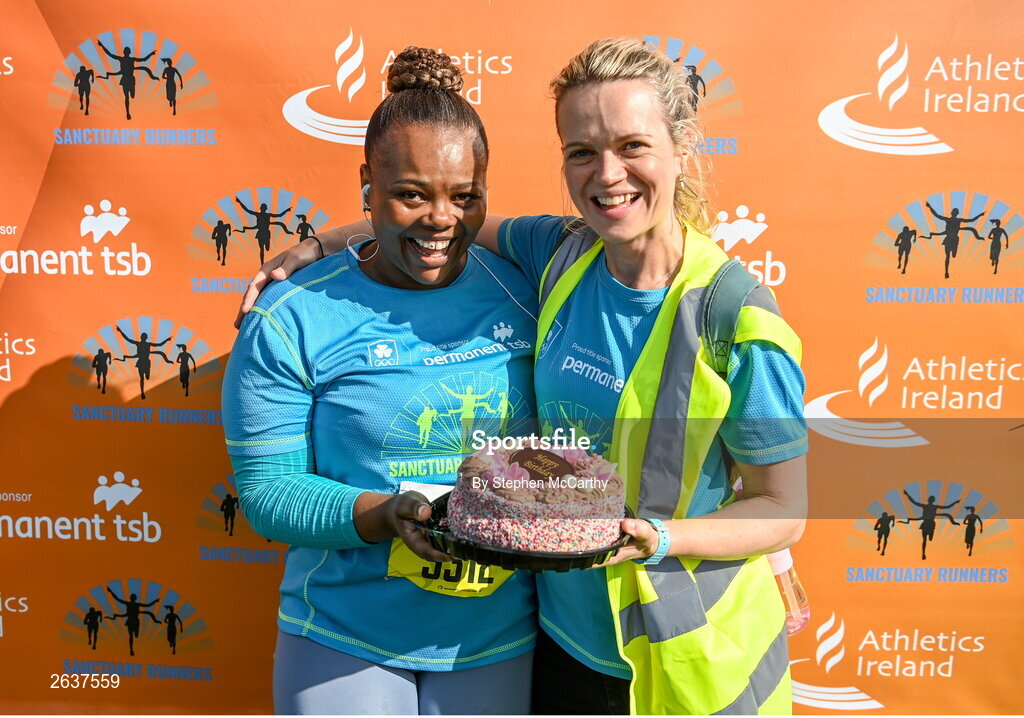 1 October 2023; Zikona Masala is presented with a birthday cake by Ailis McSweeney of The Sanctuary Runners during the Permanent TSB Sanctuary Run 2023 at the Cross Country track of the Sport Ireland Campus in Dublin. The Permanent TSB Sanctuary Run on the Sport Ireland campus attracted nearly 1,000 participants including refugees from Direct Provision centres across Ireland, Ukrainian people in Dublin, locals and Irish Olympians. The event, to celebrate diversity and interculturalism in Ireland today, was run by the Sanctuary Runners’ organisation and supported by the Olympic Federation of Ireland and Athletics Ireland. Photo by Stephen McCarthy/Sportsfile