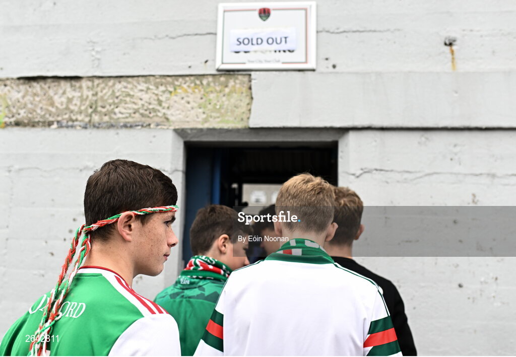 8 October 2023; Cork City supporters make their way into the ground before the Sports Direct Men’s FAI Cup semi-final match between Cork City and St Patrick's Athletic at Turner’s Cross in Cork. Photo by Eóin Noonan/Sportsfile