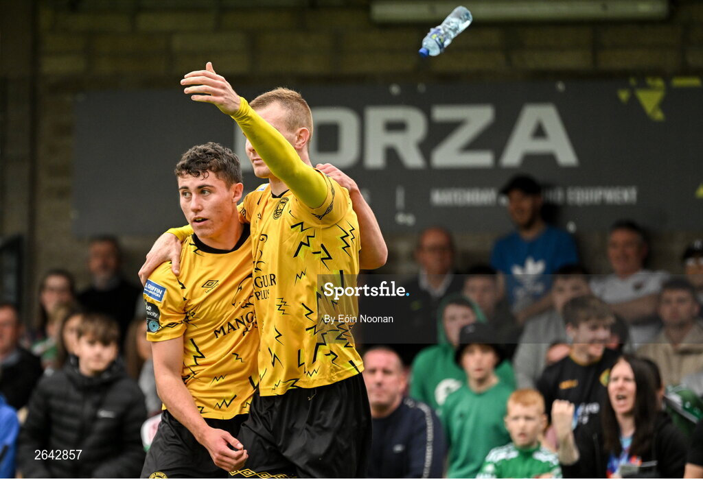 8 October 2023; Mark Doyle of St Patrick's Athletic is struck by a missile thrown by the crowd while celebrating after scoring his side's first goal during the Sports Direct Men’s FAI Cup semi-final match between Cork City and St Patrick's Athletic at Turner’s Cross in Cork. Photo by Eóin Noonan/Sportsfile