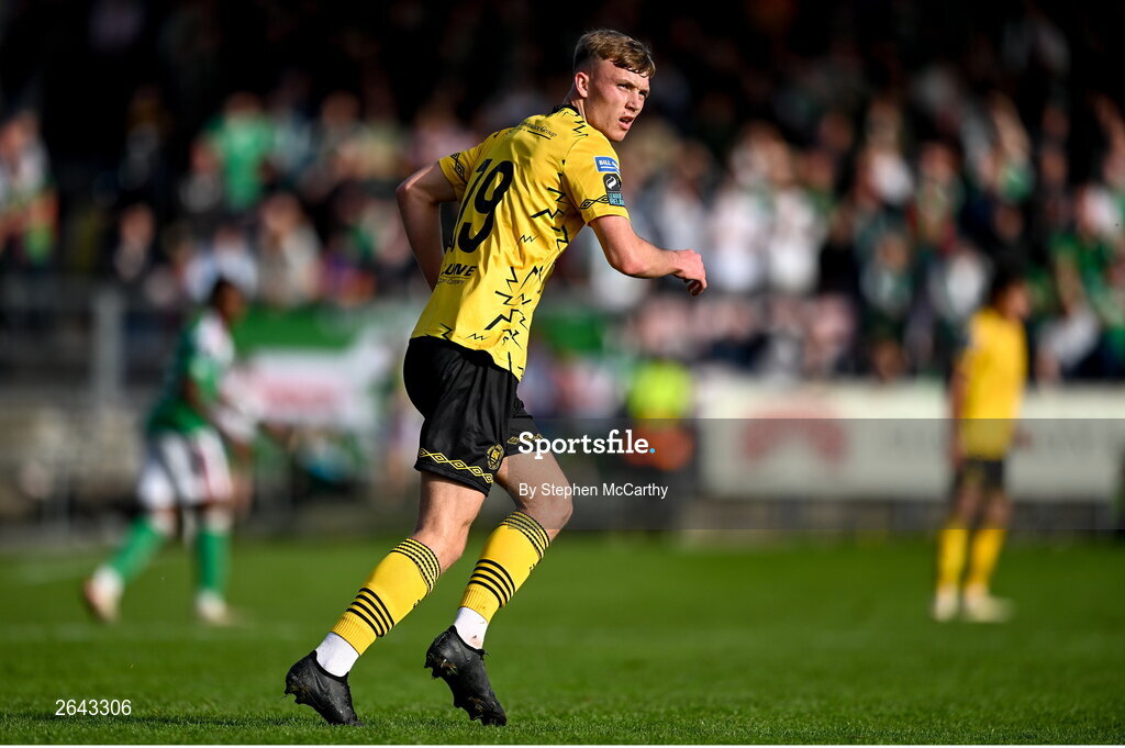 8 October 2023; Alex Nolan of St Patrick's Athletic during the Sports Direct Men’s FAI Cup semi-final match between Cork City and St Patrick's Athletic at Turner’s Cross in Cork. Photo by Stephen McCarthy/Sportsfile