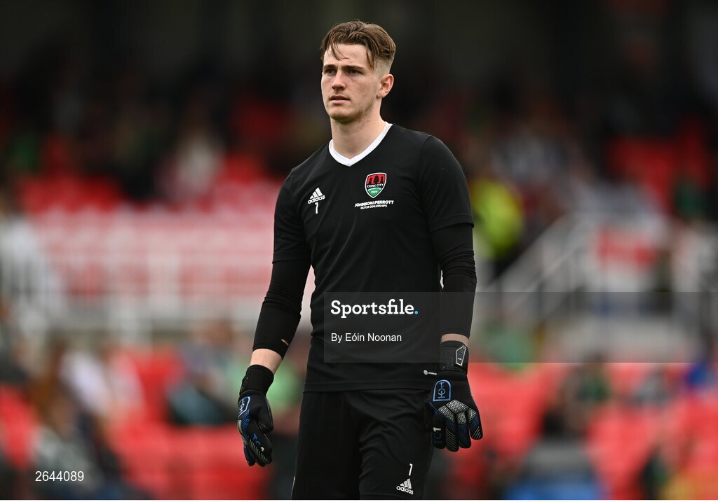 8 October 2023; Cork City goalkeeper Tiernan Brooks before the Sports Direct Men’s FAI Cup semi-final match between Cork City and St Patrick's Athletic at Turner’s Cross in Cork. Photo by Eóin Noonan/Sportsfile
