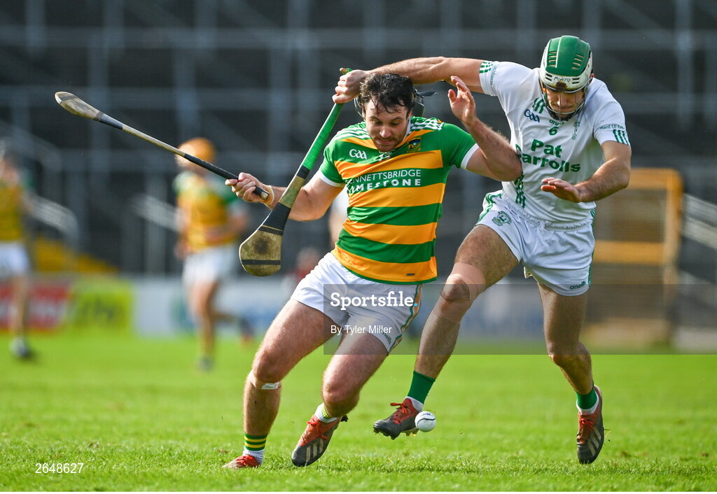 15 October 2023; Jason Cleere of Bennettsbridge in action against Paddy Deegan of O'Loughlin Gaels during the Kilkenny County Senior Club Hurling Championship semi-final match between O'Loughlin Gaels and Bennettsbridge at UPMC Nowlan Park in Kilkenny. Photo by Tyler Miller/Sportsfile