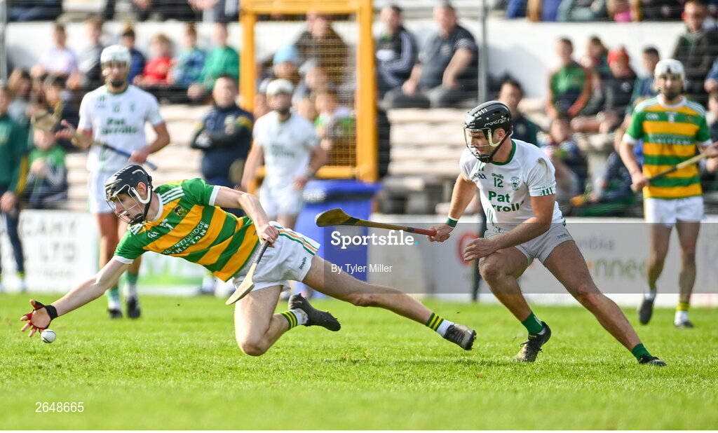 15 October 2023; David Blanchfield of Bennettsbridge in action against Conor Heary of O'Loughlin Gaels during the Kilkenny County Senior Club Hurling Championship semi-final match between O'Loughlin Gaels and Bennettsbridge at UPMC Nowlan Park in Kilkenny. Photo by Tyler Miller/Sportsfile