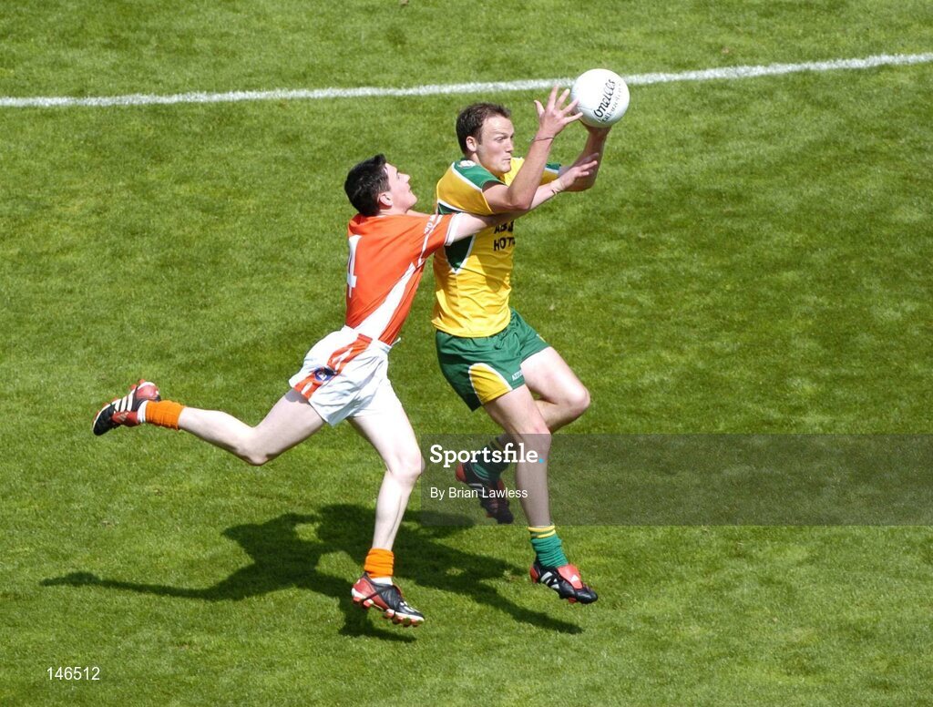 11 July 2004; Colm McFadden, Donegal, in action against Andy Mallon, Armagh. Bank of Ireland Ulster Senior Football Championship Final, Armagh v Donegal, Croke Park, Dublin. Picture credit; Brian Lawless / SPORTSFILE