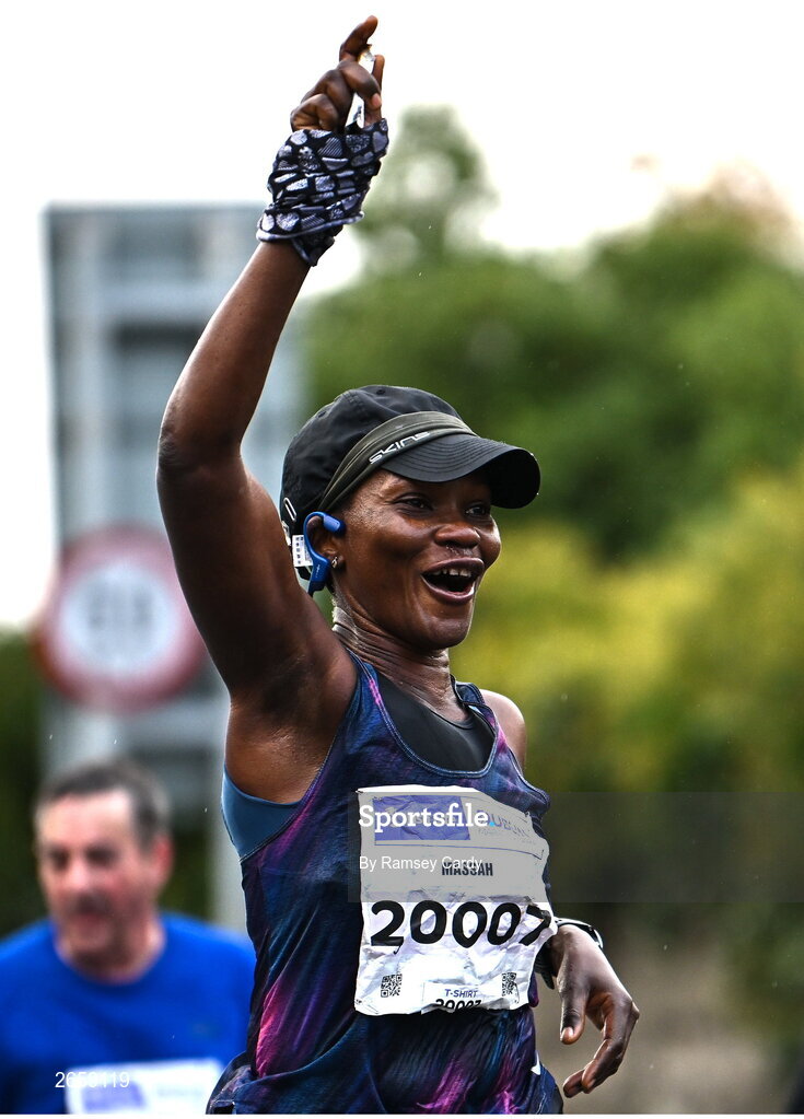 29 October 2023; Massah Cooper during the 2023 Irish Life Dublin Marathon. Thousands of runners took to the Fitzwilliam Square start line, to participate in the 42nd running of the Dublin Marathon. Photo by Ramsey Cardy/Sportsfile