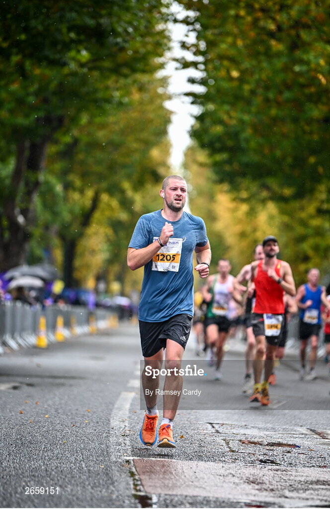 29 October 2023; Michael McDonnell from Dublin during the 2023 Irish Life Dublin Marathon. Thousands of runners took to the Fitzwilliam Square start line, to participate in the 42nd running of the Dublin Marathon. Photo by Ramsey Cardy/Sportsfile