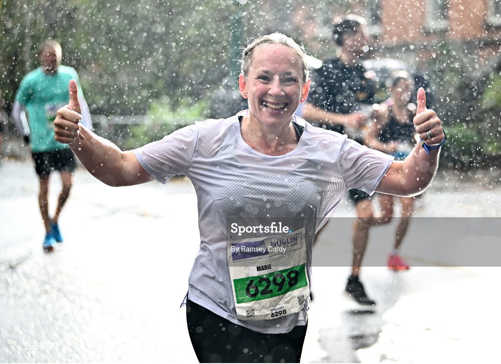 29 October 2023; Marie Moloney from Clare during the 2023 Irish Life Dublin Marathon. Thousands of runners took to the Fitzwilliam Square start line, to participate in the 42nd running of the Dublin Marathon. Photo by Ramsey Cardy/Sportsfile