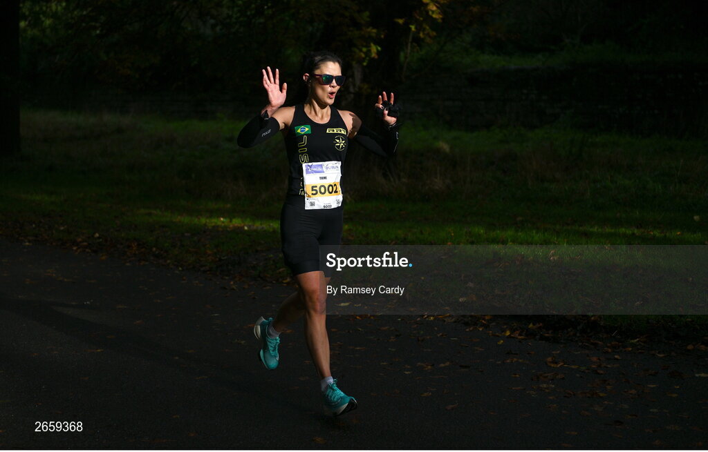 29 October 2023; Tieme Imamoto during the 2023 Irish Life Dublin Marathon. Thousands of runners took to the Fitzwilliam Square start line, to participate in the 42nd running of the Dublin Marathon. Photo by Ramsey Cardy/Sportsfile
