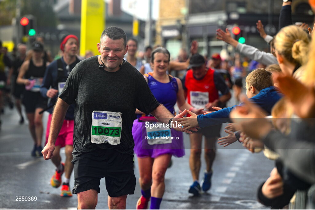 29 October 2023; Michael Hannigan from Kilkenny during the 2023 Irish Life Dublin Marathon. Thousands of runners took to the Fitzwilliam Square start line, to participate in the 42nd running of the Dublin Marathon. Photo by Ray McManus/Sportsfile