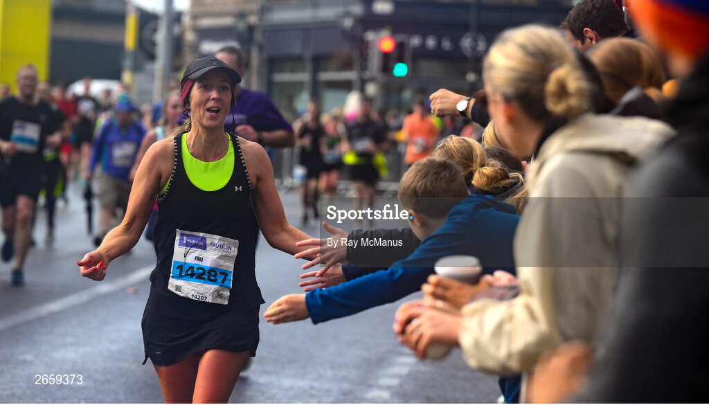 29 October 2023; Edel Kernan from Leitrim during the 2023 Irish Life Dublin Marathon. Thousands of runners took to the Fitzwilliam Square start line, to participate in the 42nd running of the Dublin Marathon. Photo by Ray McManus/Sportsfile