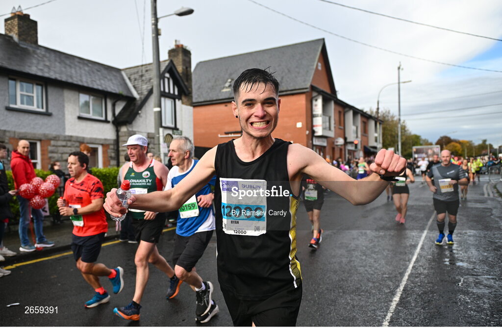 29 October 2023; Ryan Carpenter from Dublin during the 2023 Irish Life Dublin Marathon. Thousands of runners took to the Fitzwilliam Square start line, to participate in the 42nd running of the Dublin Marathon. Photo by Ramsey Cardy/Sportsfile