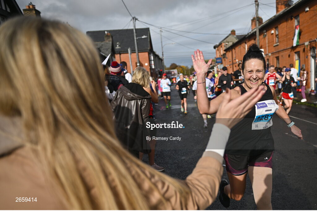 29 October 2023; Lorraine Duane from Kildare during the 2023 Irish Life Dublin Marathon. Thousands of runners took to the Fitzwilliam Square start line, to participate in the 42nd running of the Dublin Marathon. Photo by Ramsey Cardy/Sportsfile