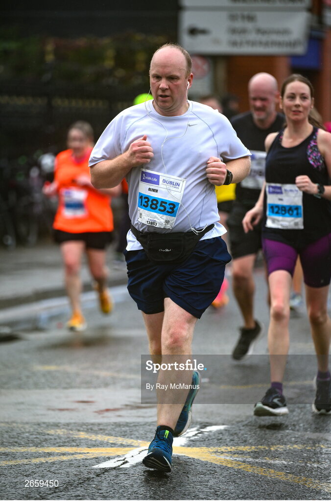 29 October 2023; Oliver O'Connor from Meath during the 2023 Irish Life Dublin Marathon. Thousands of runners took to the Fitzwilliam Square start line, to participate in the 42nd running of the Dublin Marathon. Photo by Ray McManus/Sportsfile
