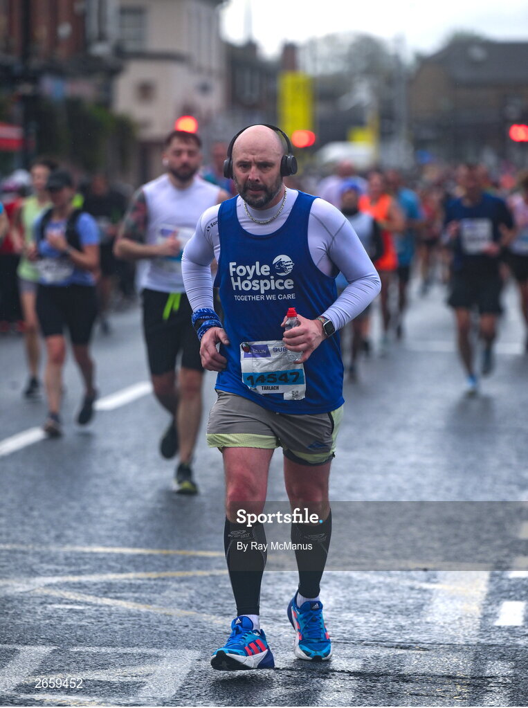 29 October 2023; Tarlach Og O'Crosain from during the 2023 Irish Life Dublin Marathon. Thousands of runners took to the Fitzwilliam Square start line, to participate in the 42nd running of the Dublin Marathon. Photo by Ray McManus/Sportsfile