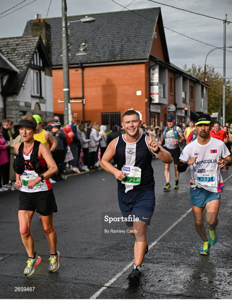 29 October 2023; Jack Kelly during the 2023 Irish Life Dublin Marathon. Thousands of runners took to the Fitzwilliam Square start line, to participate in the 42nd running of the Dublin Marathon. Photo by Ramsey Cardy/Sportsfile