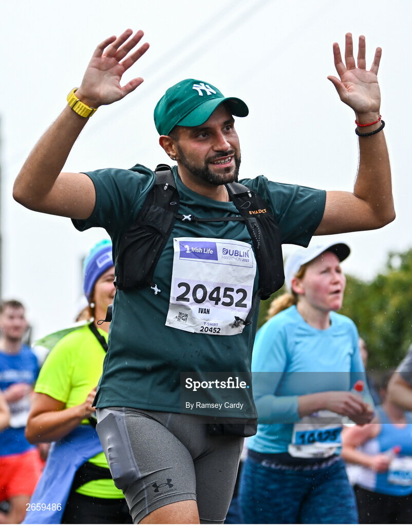 29 October 2023; Ivan Bozic from Meath during the 2023 Irish Life Dublin Marathon. Thousands of runners took to the Fitzwilliam Square start line, to participate in the 42nd running of the Dublin Marathon. Photo by Ramsey Cardy/Sportsfile