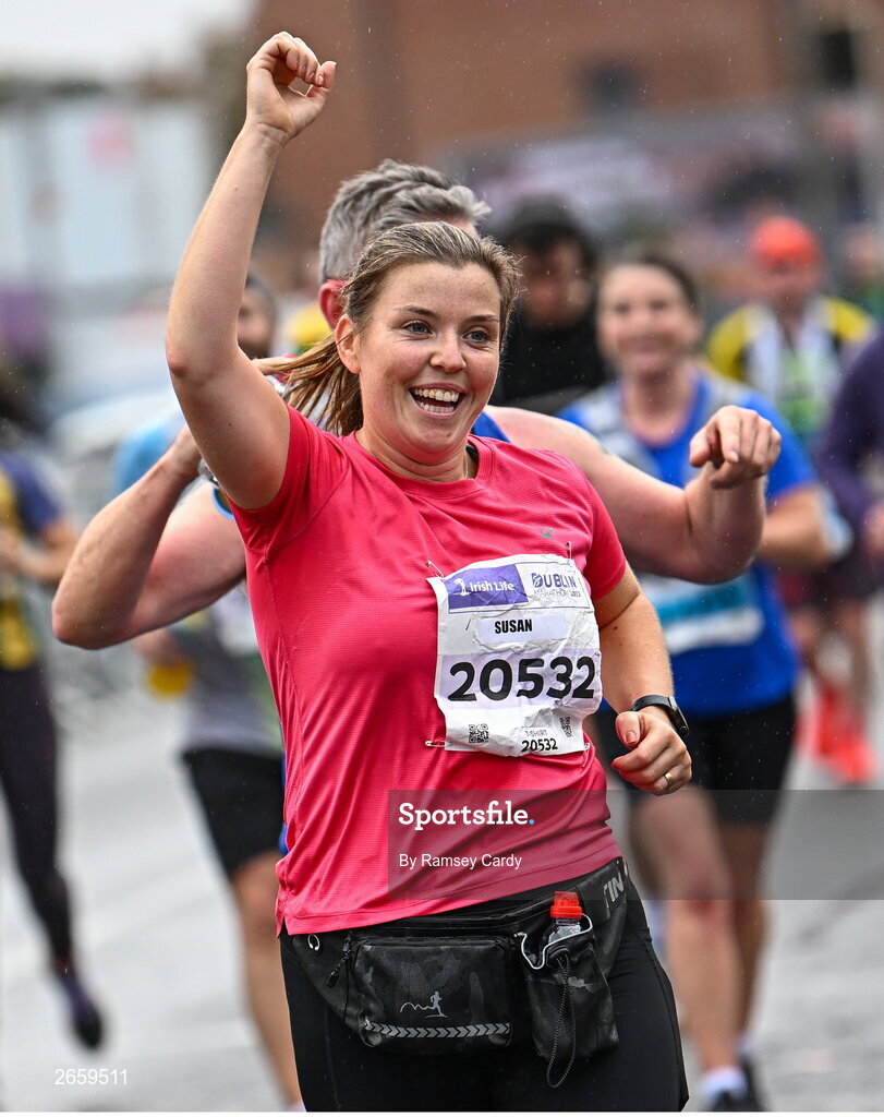 29 October 2023; Susan Swan from Dublin during the 2023 Irish Life Dublin Marathon. Thousands of runners took to the Fitzwilliam Square start line, to participate in the 42nd running of the Dublin Marathon. Photo by Ramsey Cardy/Sportsfile