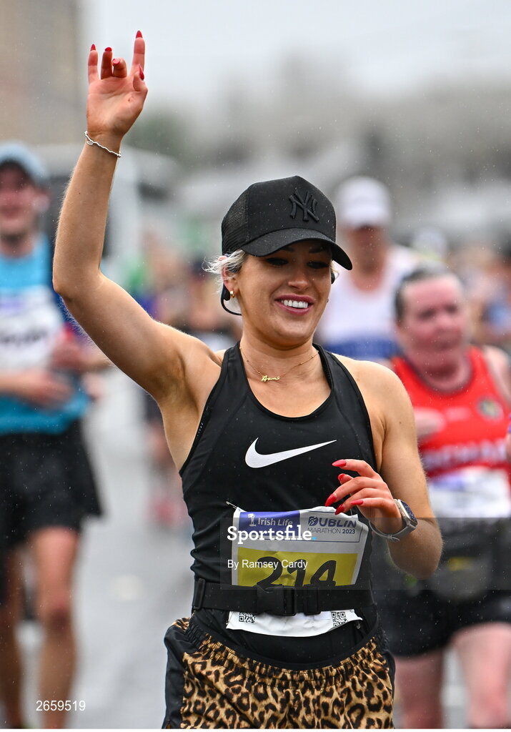 29 October 2023; Carol Murphy during the 2023 Irish Life Dublin Marathon. Thousands of runners took to the Fitzwilliam Square start line, to participate in the 42nd running of the Dublin Marathon. Photo by Ramsey Cardy/Sportsfile