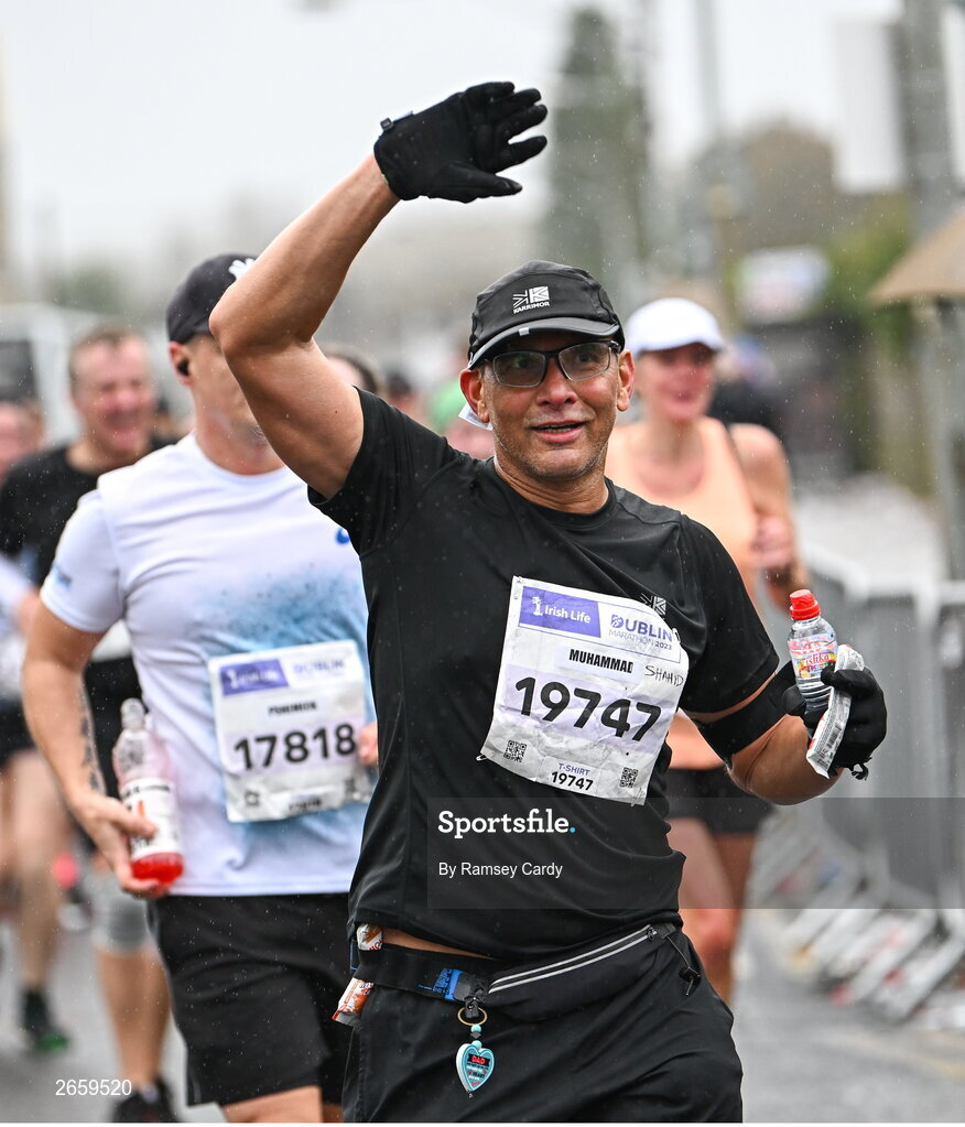 29 October 2023; Muhammad Shahid Mushtaq from Dublin during the 2023 Irish Life Dublin Marathon. Thousands of runners took to the Fitzwilliam Square start line, to participate in the 42nd running of the Dublin Marathon. Photo by Ramsey Cardy/Sportsfile