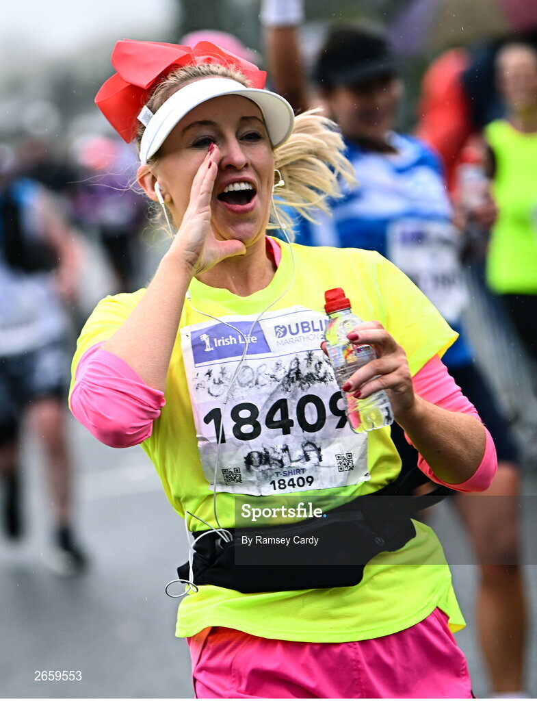 29 October 2023; Susan Hegarty from Dublin during the 2023 Irish Life Dublin Marathon. Thousands of runners took to the Fitzwilliam Square start line, to participate in the 42nd running of the Dublin Marathon. Photo by Ramsey Cardy/Sportsfile