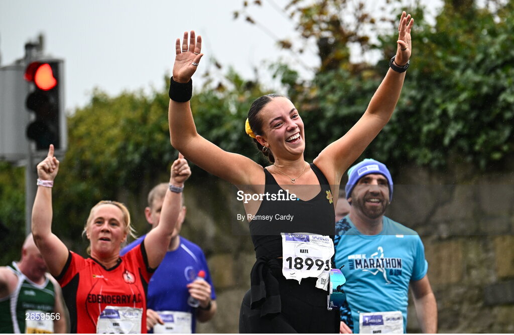 29 October 2023; Kate McMahon from Dublin during the 2023 Irish Life Dublin Marathon. Thousands of runners took to the Fitzwilliam Square start line, to participate in the 42nd running of the Dublin Marathon. Photo by Ramsey Cardy/Sportsfile
