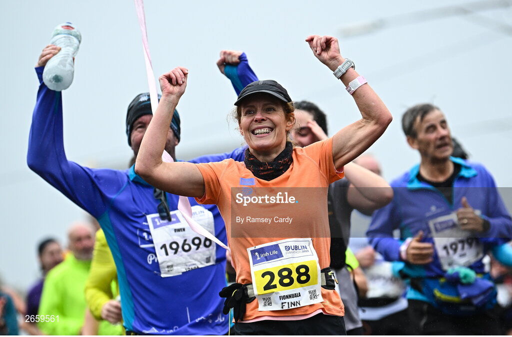 29 October 2023; Fionnuala O'Mara from Mayo, during the 2023 Irish Life Dublin Marathon. Thousands of runners took to the Fitzwilliam Square start line, to participate in the 42nd running of the Dublin Marathon. Photo by Ramsey Cardy/Sportsfile