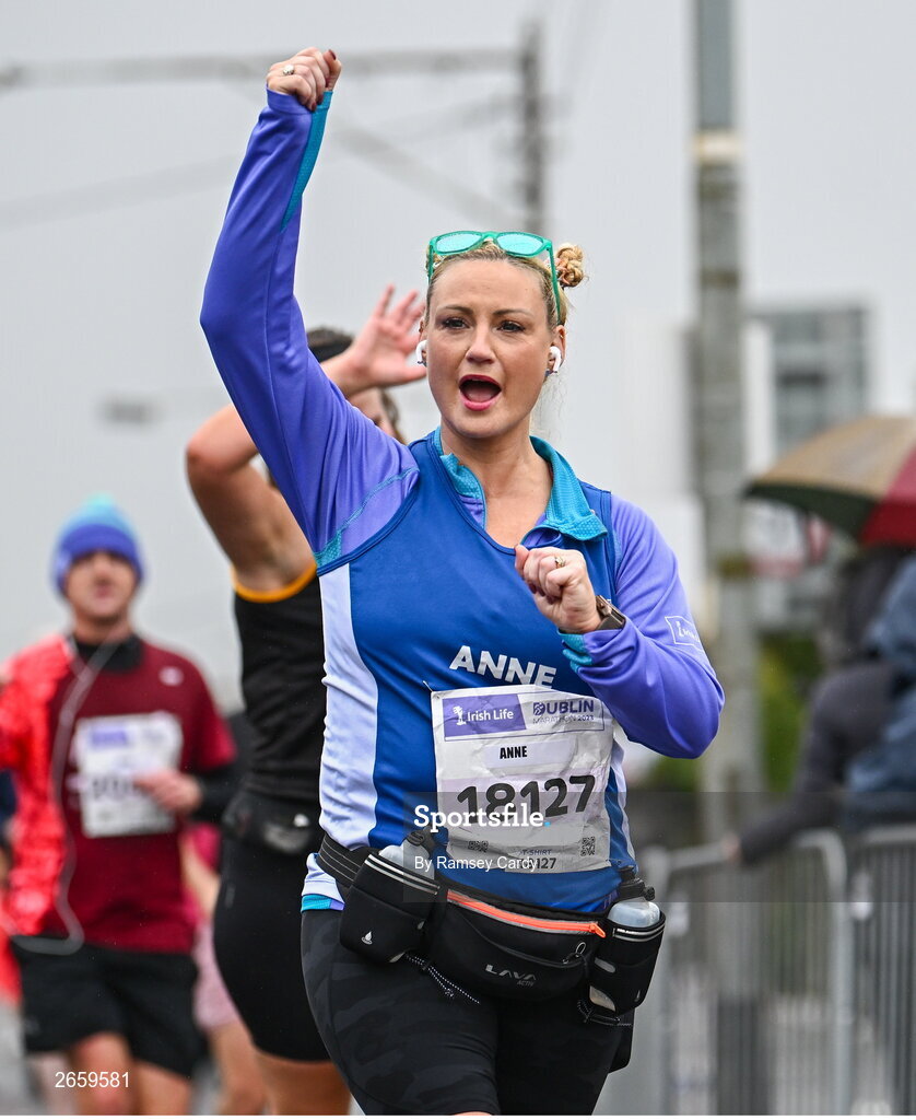 29 October 2023; Anne Lawlor from Dublin during the 2023 Irish Life Dublin Marathon. Thousands of runners took to the Fitzwilliam Square start line, to participate in the 42nd running of the Dublin Marathon. Photo by Ramsey Cardy/Sportsfile