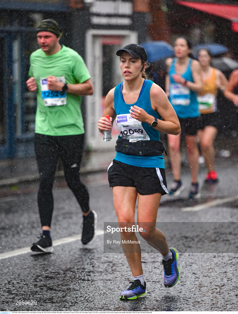 29 October 2023; Roisin Power from Kildare during the 2023 Irish Life Dublin Marathon. Thousands of runners took to the Fitzwilliam Square start line, to participate in the 42nd running of the Dublin Marathon. Photo by Ray McManus/Sportsfile
