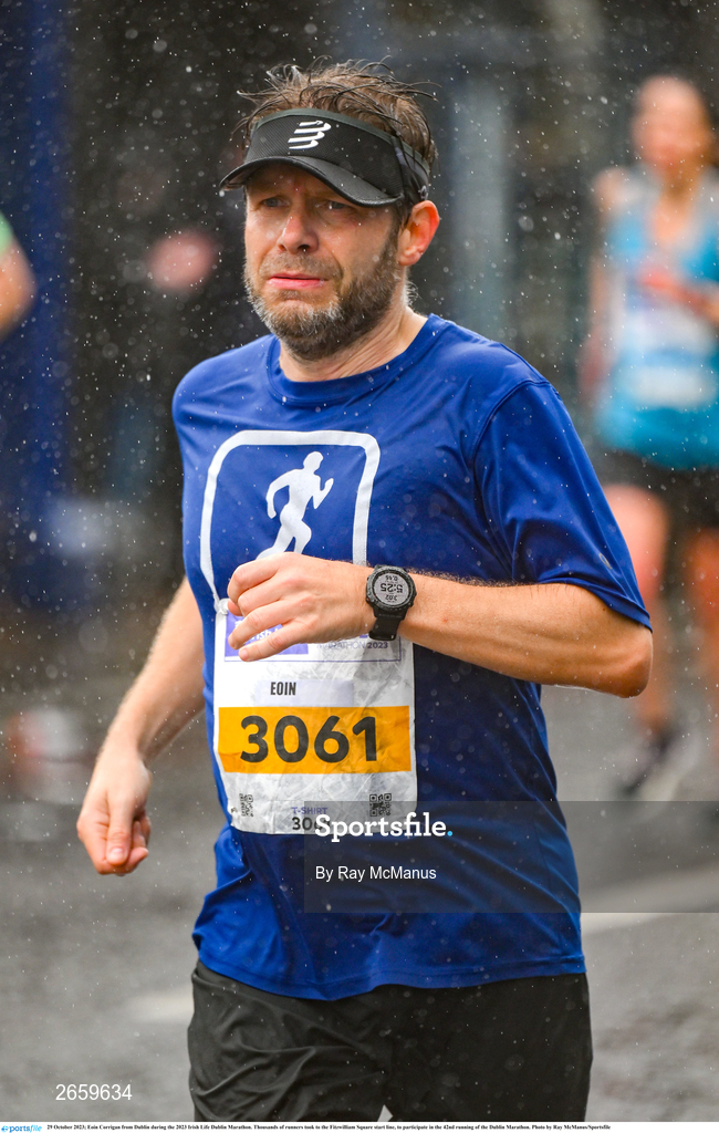 29 October 2023; Eoin Corrigan from Dublin during the 2023 Irish Life Dublin Marathon. Thousands of runners took to the Fitzwilliam Square start line, to participate in the 42nd running of the Dublin Marathon. Photo by Ray McManus/Sportsfile