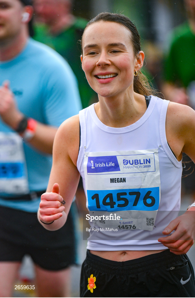 29 October 2023; Megan O'Driscoll from Kildare during the 2023 Irish Life Dublin Marathon. Thousands of runners took to the Fitzwilliam Square start line, to participate in the 42nd running of the Dublin Marathon. Photo by Ray McManus/Sportsfile