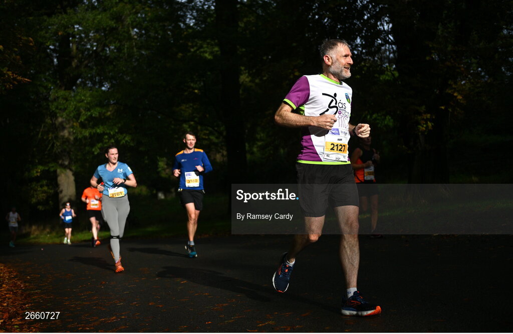 29 October 2023; Frank Monahan from Dublin during the 2023 Irish Life Dublin Marathon. Thousands of runners took to the Fitzwilliam Square start line, to participate in the 42nd running of the Dublin Marathon. Photo by Ramsey Cardy/Sportsfile