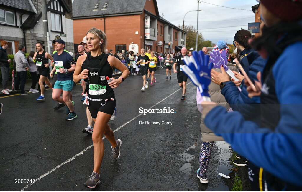 29 October 2023; Nicola McNamara from Dublin during the 2023 Irish Life Dublin Marathon. Thousands of runners took to the Fitzwilliam Square start line, to participate in the 42nd running of the Dublin Marathon. Photo by Ramsey Cardy/Sportsfile