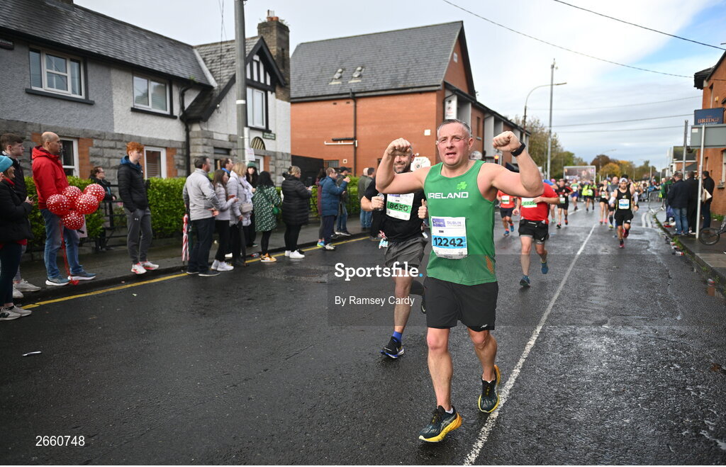 29 October 2023; John Connors from Dublin during the 2023 Irish Life Dublin Marathon. Thousands of runners took to the Fitzwilliam Square start line, to participate in the 42nd running of the Dublin Marathon. Photo by Ramsey Cardy/Sportsfile
