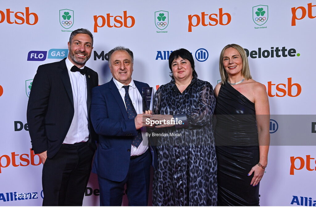 11 November 2023; Ireland boxing head coach, Zaur Antia, second from left, with his wife Nona Antia, second from right, and Olympian Kenny Egan, after being presented with the OFI Presidents award by Olympic Federation of Ireland president, Sarah Keane right at the Team Ireland Olympic Ball at the Mansion House in Dublin. The event was a joint celebration of the brilliant performances of Team Ireland athletes at the European Games this summer, as well as the announcement of the winners of the Olympic Federation of Ireland Annual Awards. The event was attended by the Minister for Tourism, Culture, Arts, Gaeltacht, Sport and Media, Catherine Martin TD, Minister of State for Sport and Physical Education, Thomas Byrne TD, Olympic medallists, European Games athletes, Team Ireland Sponsors and Partners, Sport Ireland and the wider Olympic family. Photo by Brendan Moran/Sportsfile