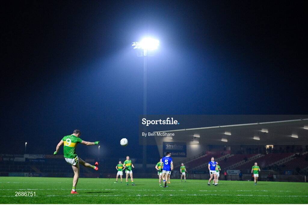25 November 2023; Emmett Bradley of Glen kicks a free during the AIB Ulster GAA Football Senior Club Championship semi-final match between Glen, Derry, and Naomh Conaill, Donegal, at Healy Park in Omagh, Tyrone. Photo by Ben McShane/Sportsfile