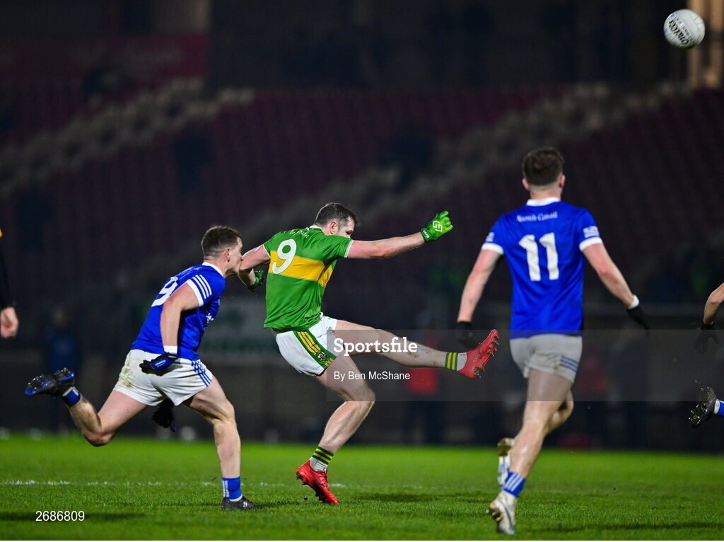 25 November 2023; Emmett Bradley of Glen kicks the match winning point during the AIB Ulster GAA Football Senior Club Championship semi-final match between Glen, Derry, and Naomh Conaill, Donegal, at Healy Park in Omagh, Tyrone. Photo by Ben McShane/Sportsfile